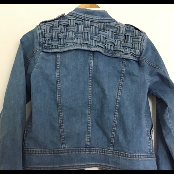 Mike & Chris light wash denim jean jacket size xs fits like a S - Picture 4 of 9
